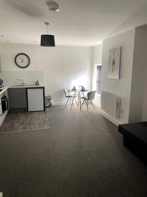 #6Bs 1 Bed Serviced Apartment Derby Kültér fotó